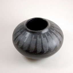 Pueblo-style Blackware Jar, 5.75" x 3.5"