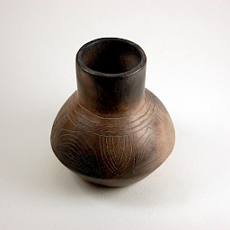 Anasazi-style Incised Jar, 4.5" x 4.5"
