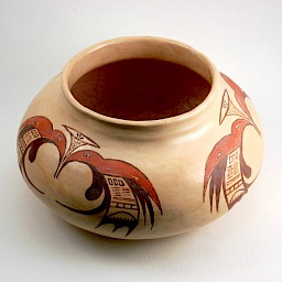 Pueblo-style Jar with Hummingbirds, 7.25" x 4"